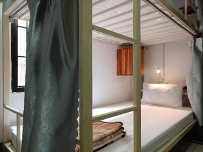 City Backpackers & Travel Λουάνγκ Πραμπάνγκ Εξωτερικό φωτογραφία